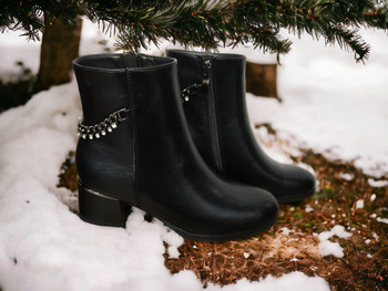 Skórzane Botki Na Niskim Obcasie 36