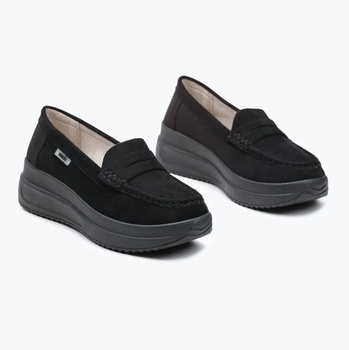 Czarne mokasyny na platformie z zamszu 40